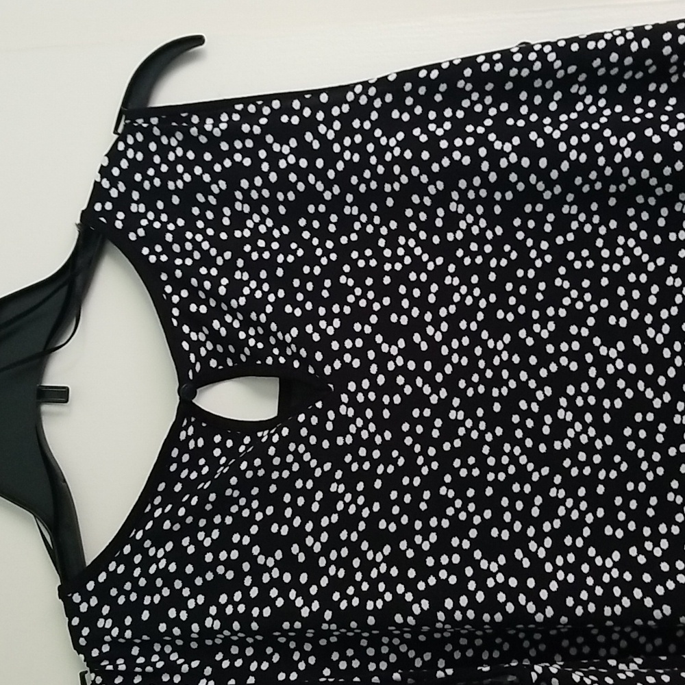 Womens dress - Picture 4 of 6